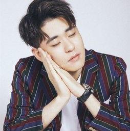 头号爆料张云雷郑恺视频,张云雷与郑恺神秘视频曝光，背后故事引热议